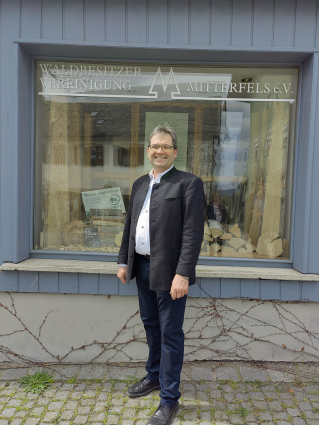 Bernhard23 1.vorstand_img_20230427_123854.jpg